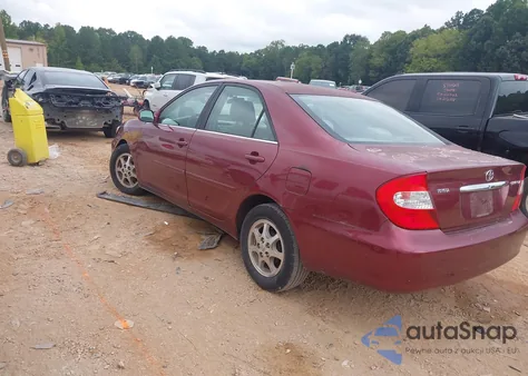 2004 Toyota Camry Le z USA, uszkodzony, nr VIN 4T1BE32K94U322253